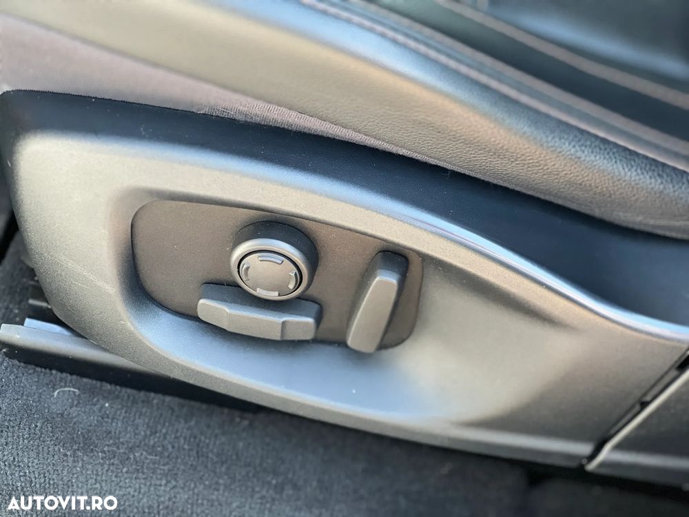 Jaguar F-Pace 3.0 AWD First Edition - 16