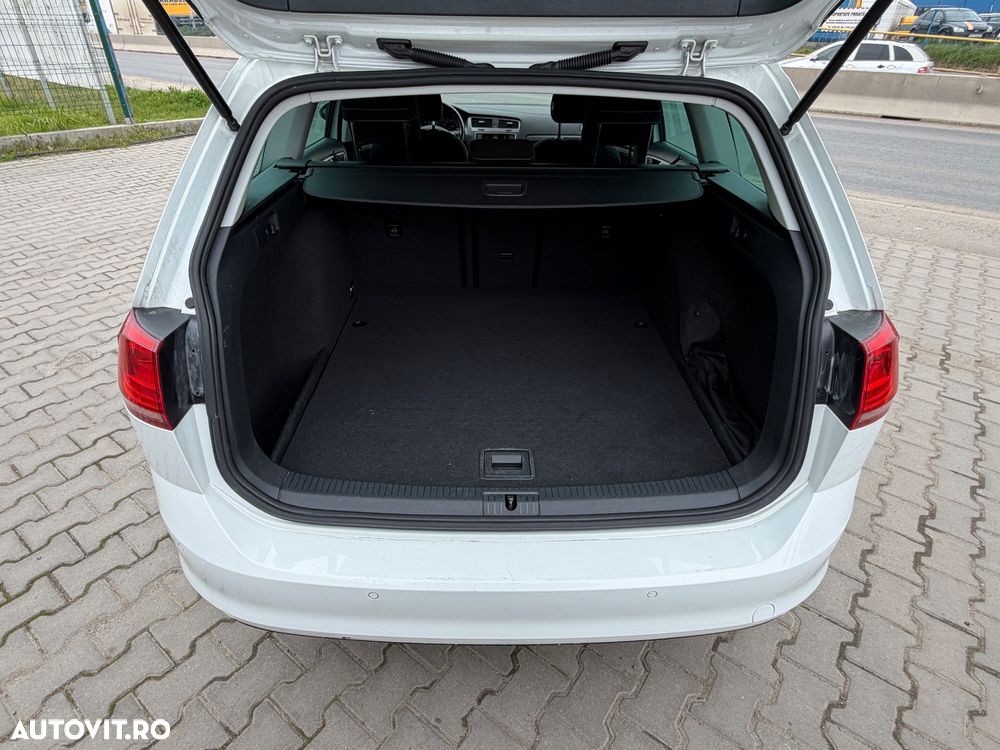 Volkswagen Golf 1.6 TDI BlueMotion Technology DSG Cup - 35