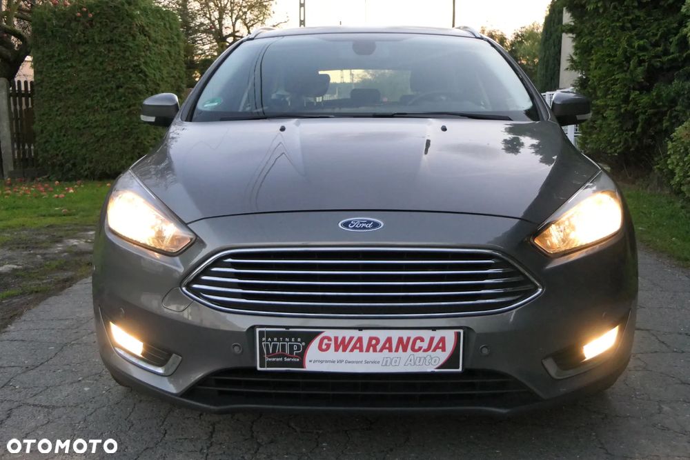 Ford Focus Turnier 1.5 EcoBlue Start-Stopp-System TITANIUM STYLE - 15