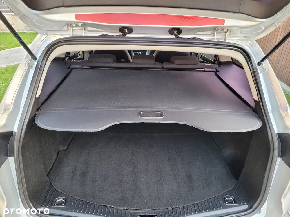 Ford Mondeo 2.0 TDCi ECOnetic Trend - 23