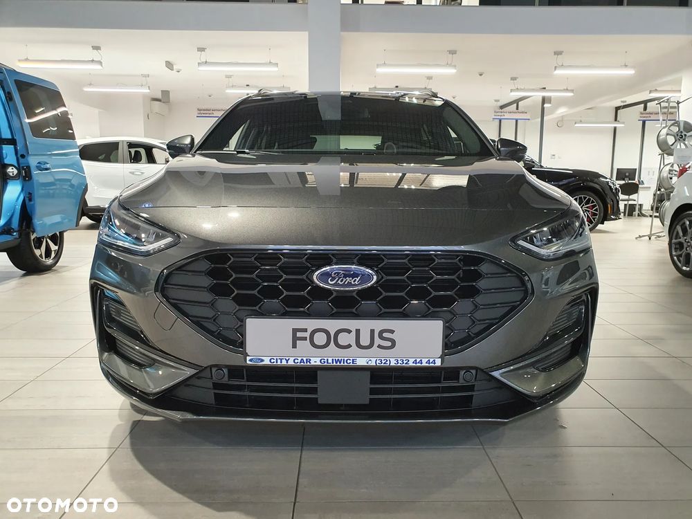 Ford Focus 1.0 EcoBoost mHEV ST-Line X - 5
