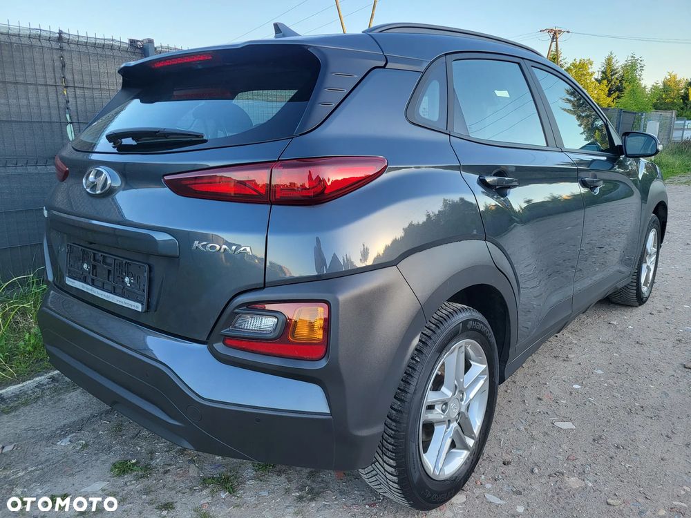 Hyundai Kona - 8