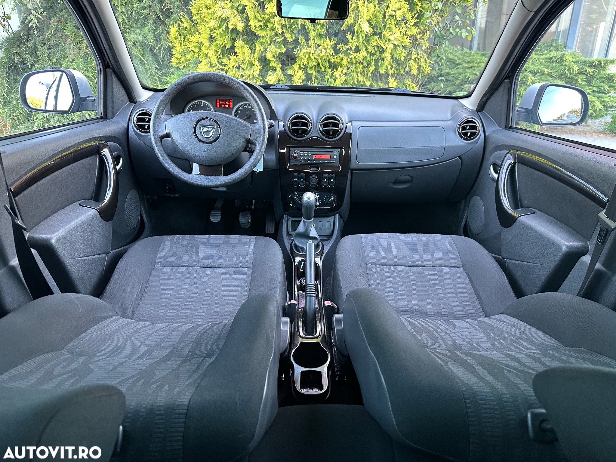 Dacia Duster 1.5 dCi 4x2 Laureate - 2