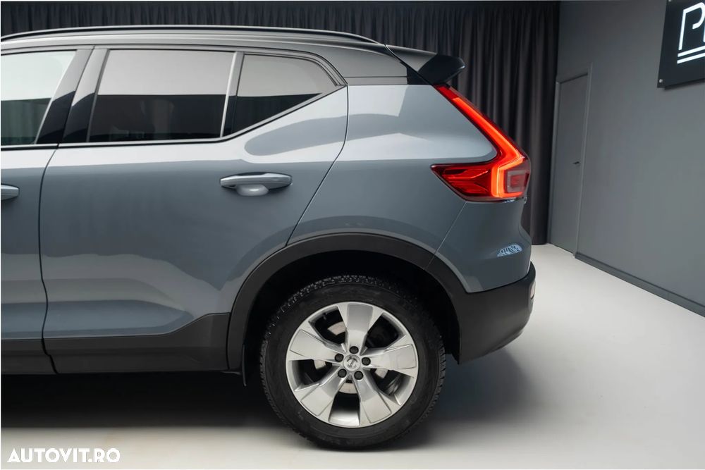 Volvo XC 40 B4 B AWD Geartronic RDesign - 11