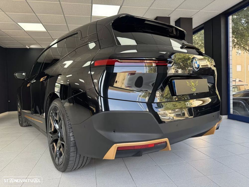BMW iX xDrive 40 - 22