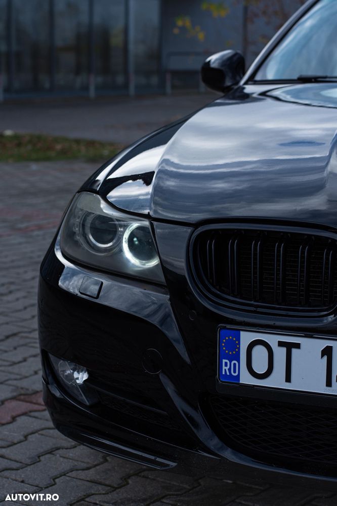 BMW Seria 3 318d - 14