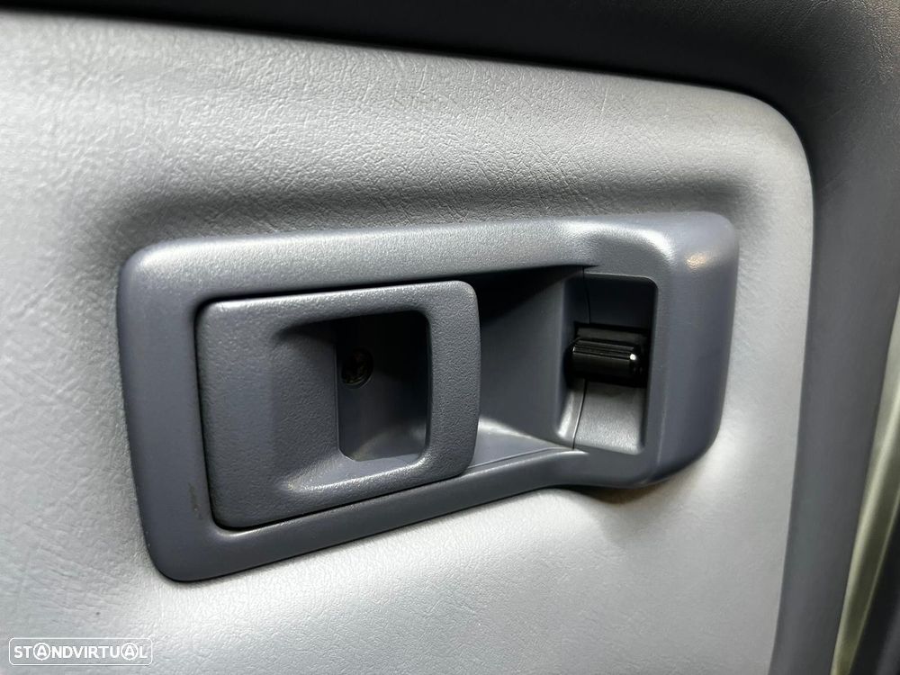 Toyota Land Cruiser 3.0 TD Pack 2 - 31