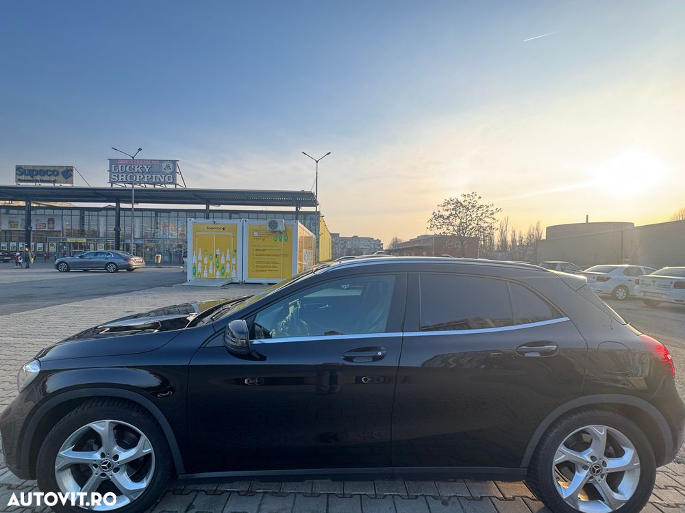 Mercedes-Benz GLA 200 d Aut. - 6