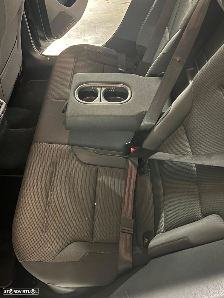 VW Golf Variant 1.6 TDi Confortline - 13