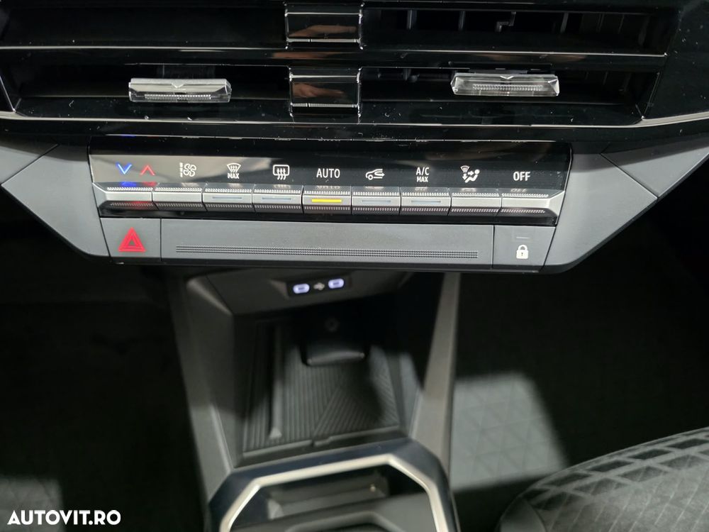 Renault Clio VI TCe 115 Techno - 13