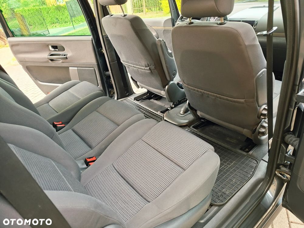 Volkswagen Sharan 2.0 TDI Highline - 15