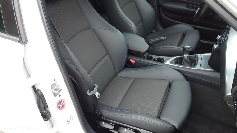 BMW Seria 1 116i Edition Sport - 33