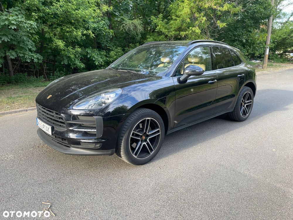 Porsche Macan - 1