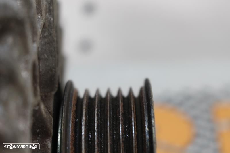 Alternador Bmw 1 (E87)  7802261 / 2543461E / Fg18s019 / 12317802261 - 7