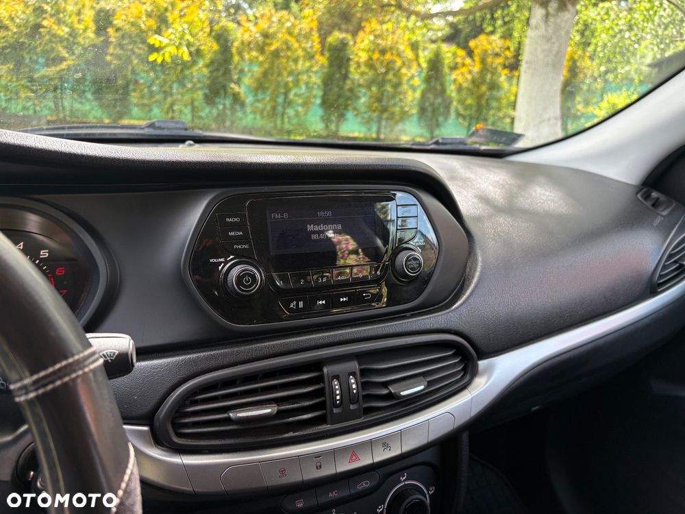 Fiat Tipo 1.4 16v Easy - 6
