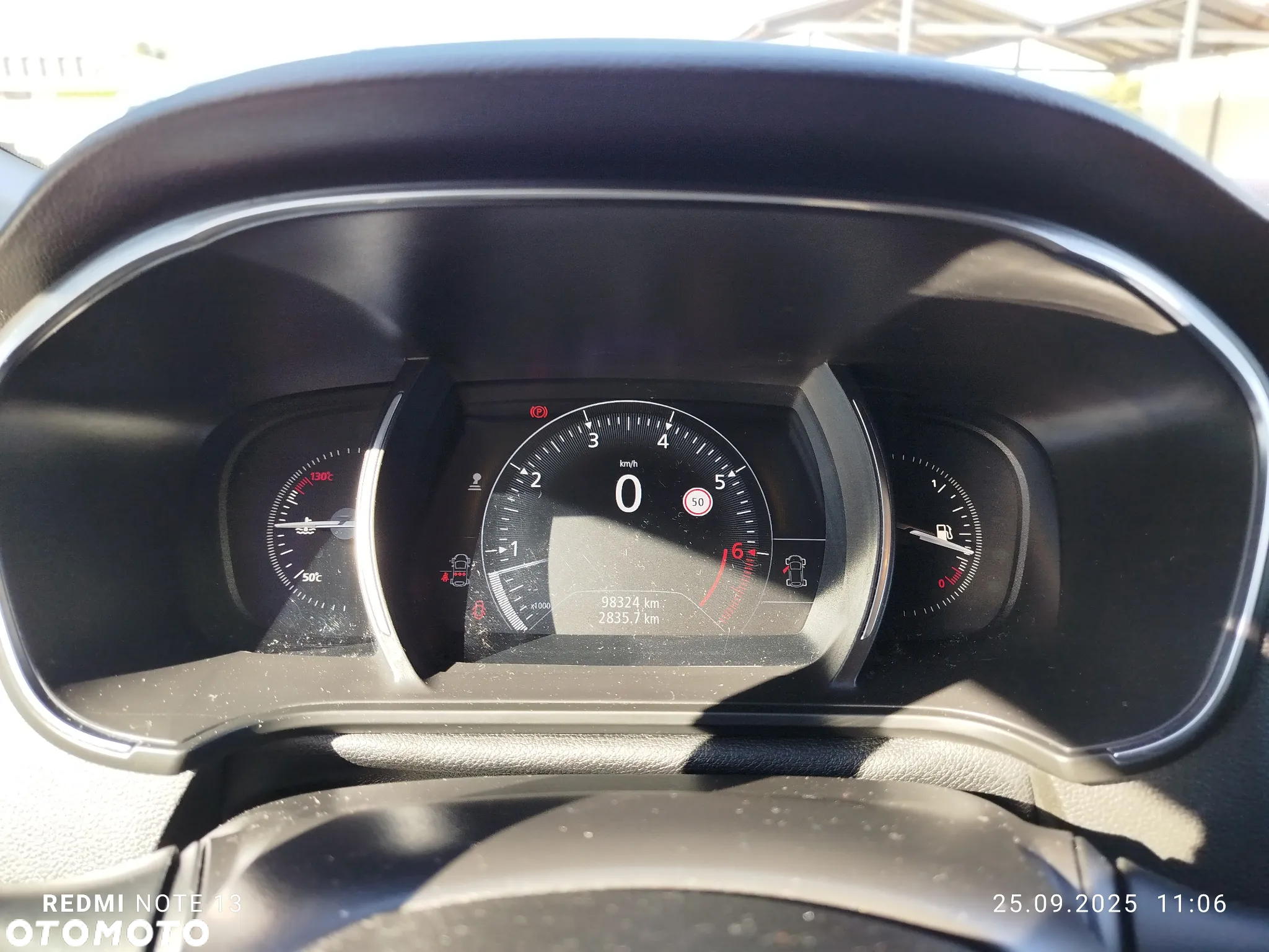 Renault Megane Grandtour ENERGY TCe 100 EXPERIENCE - 8