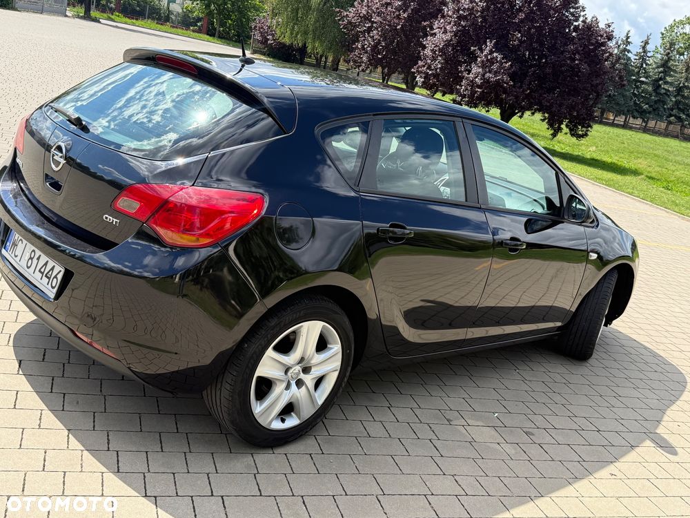 Opel Astra 1.7 CDTI - 4