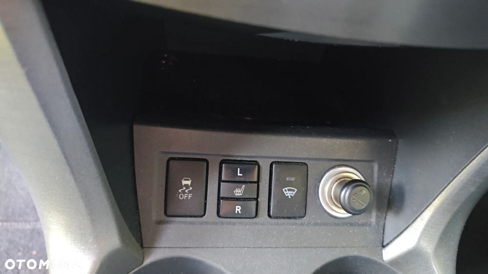 Toyota RAV4 - 26
