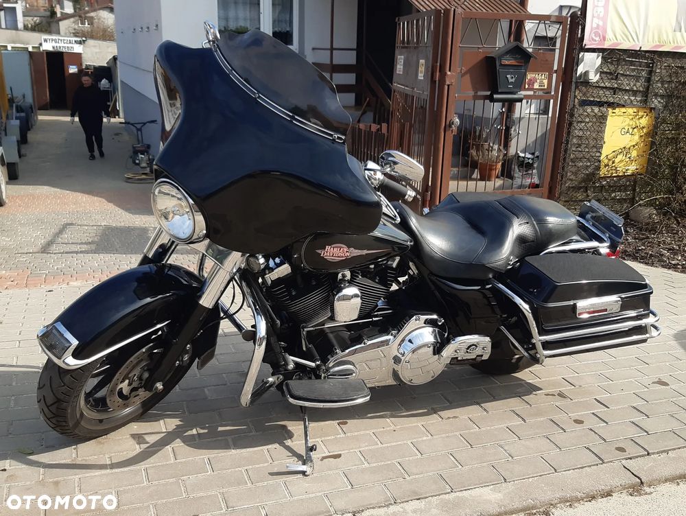 Harley-Davidson FLH Electra Glide - 3