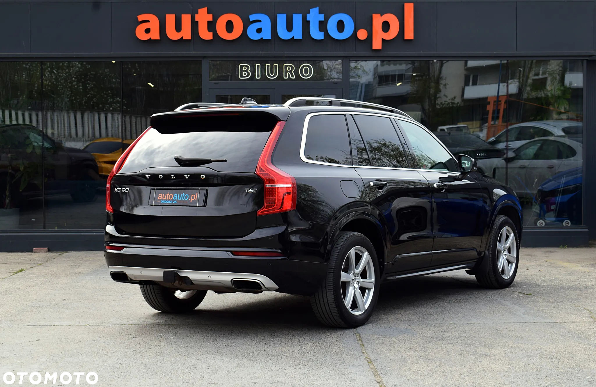 Volvo XC 90 T6 AWD Momentum - 28