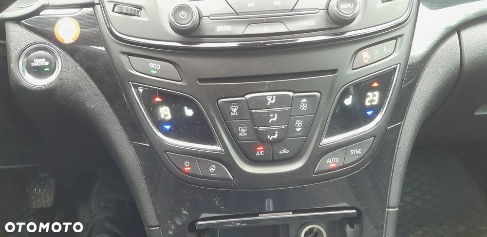 Opel Insignia - 27