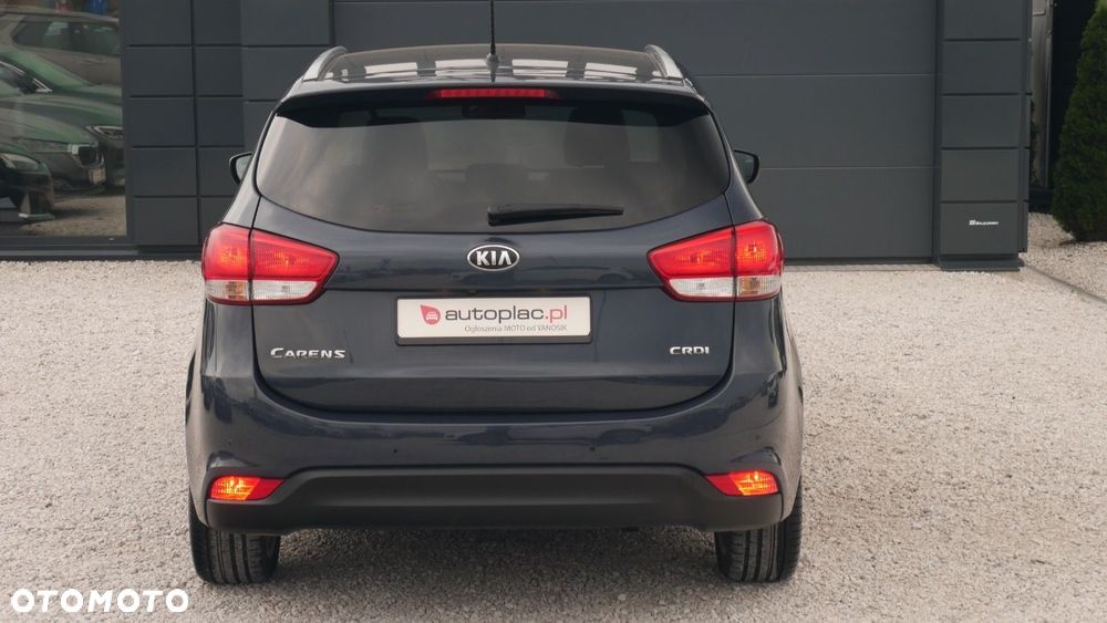 Kia Carens - 6