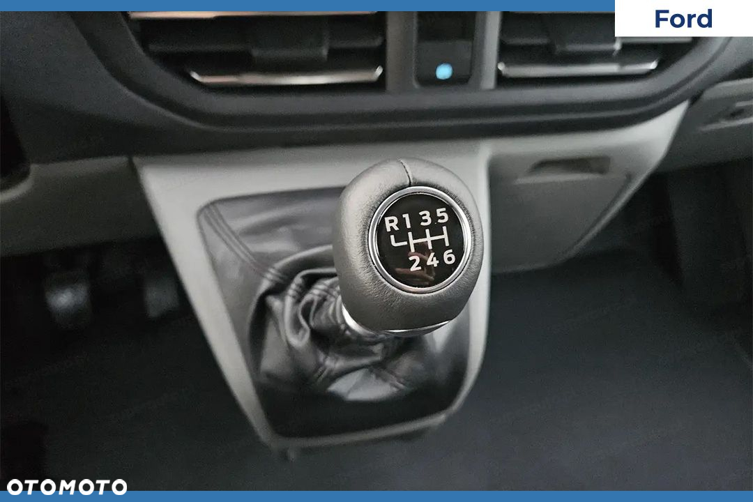 Ford Transit Custom L2H1 Limited 320 2.0 150KM - 8