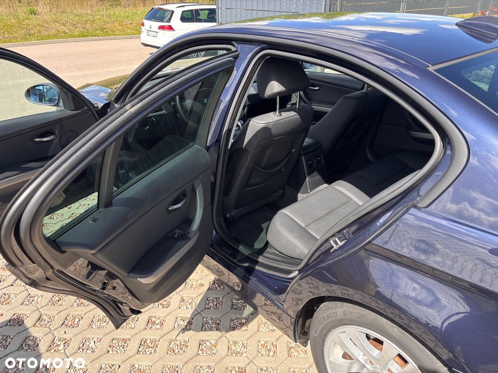BMW Seria 3 320d DPF - 13