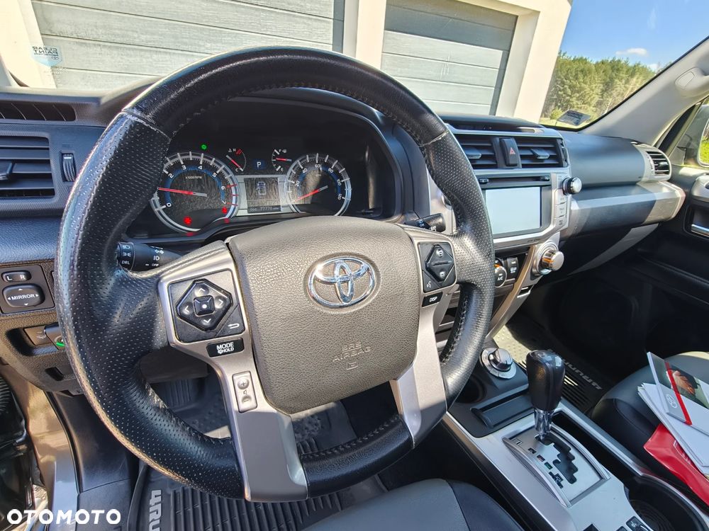 Toyota 4-Runner - 17