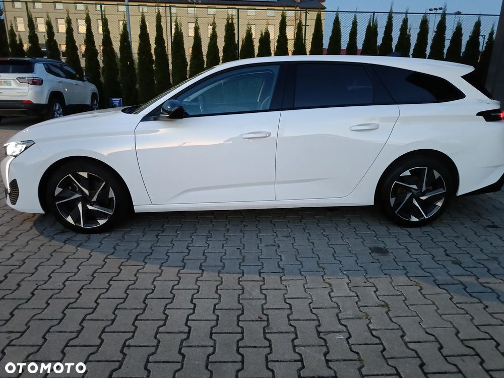 Peugeot 308 SW BlueHDi 130 EAT8 Allure - 2
