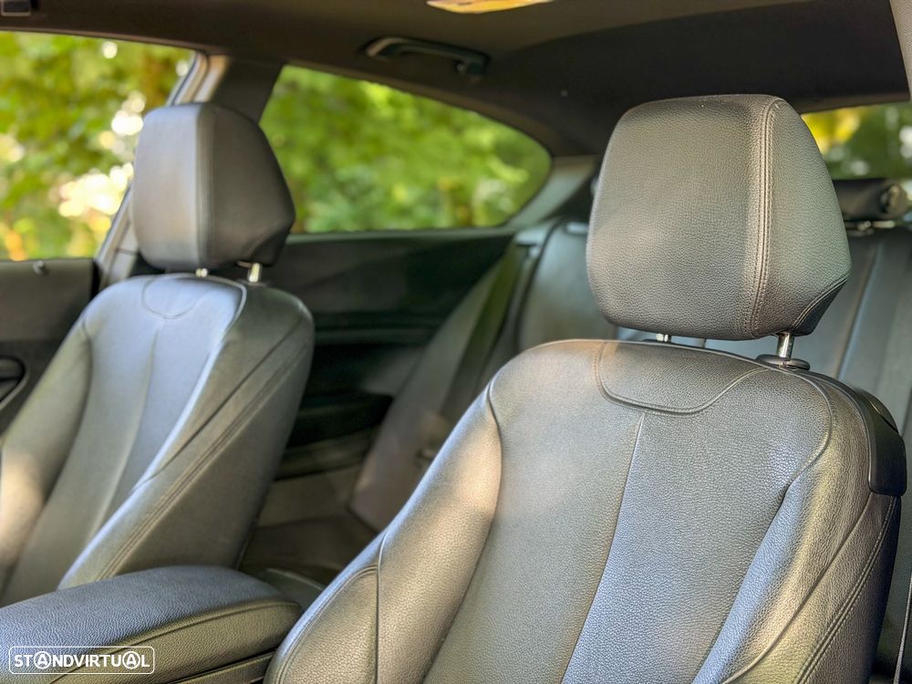 BMW 120 d xDrive Pack M - 8