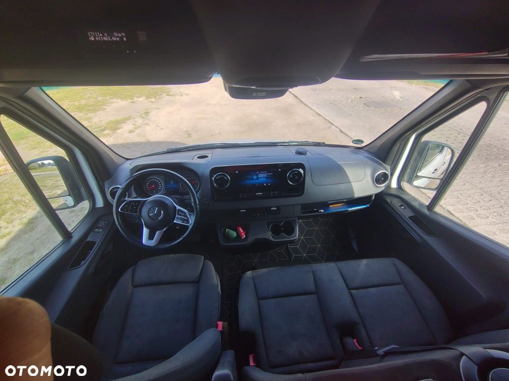 Mercedes-Benz Sprinter - 5