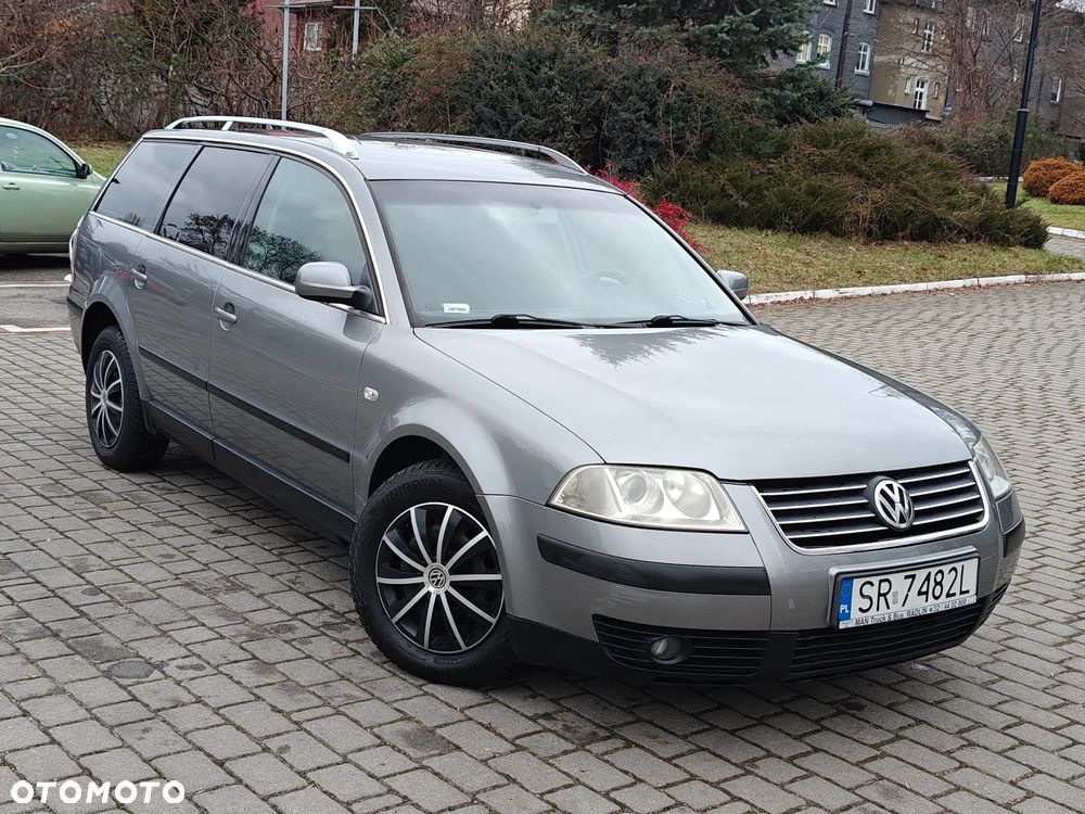 Volkswagen Passat - 4