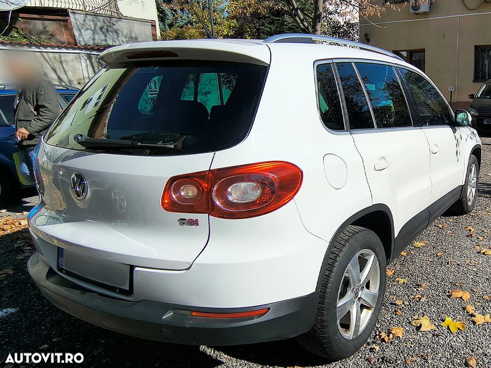Volkswagen Tiguan - 3