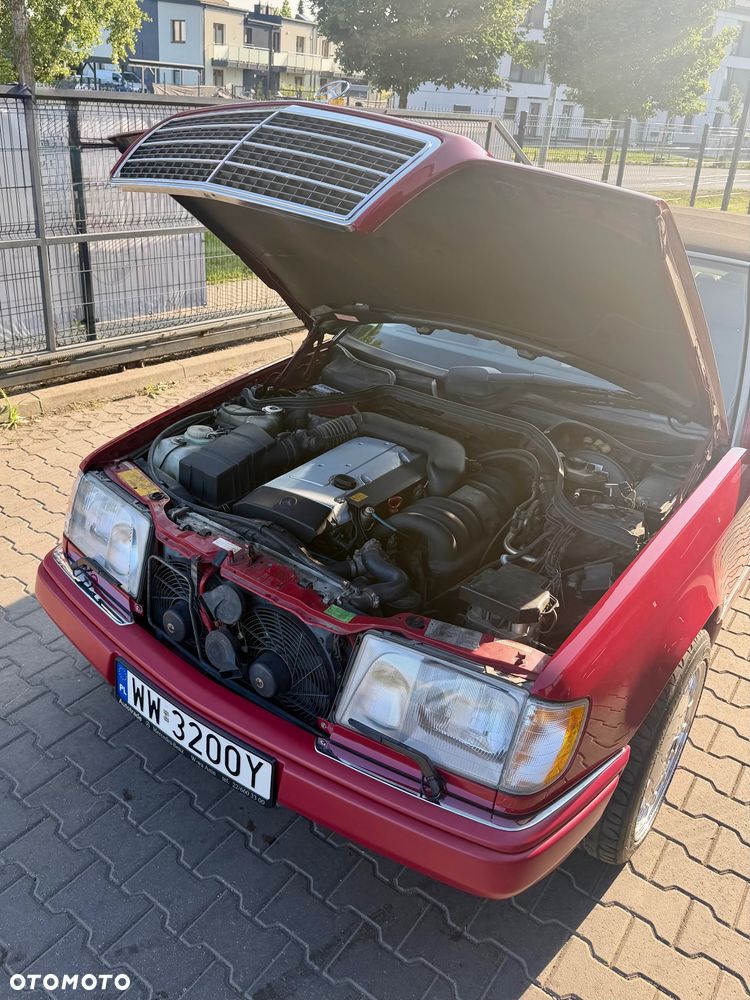 Mercedes-Benz Klasa E - 21