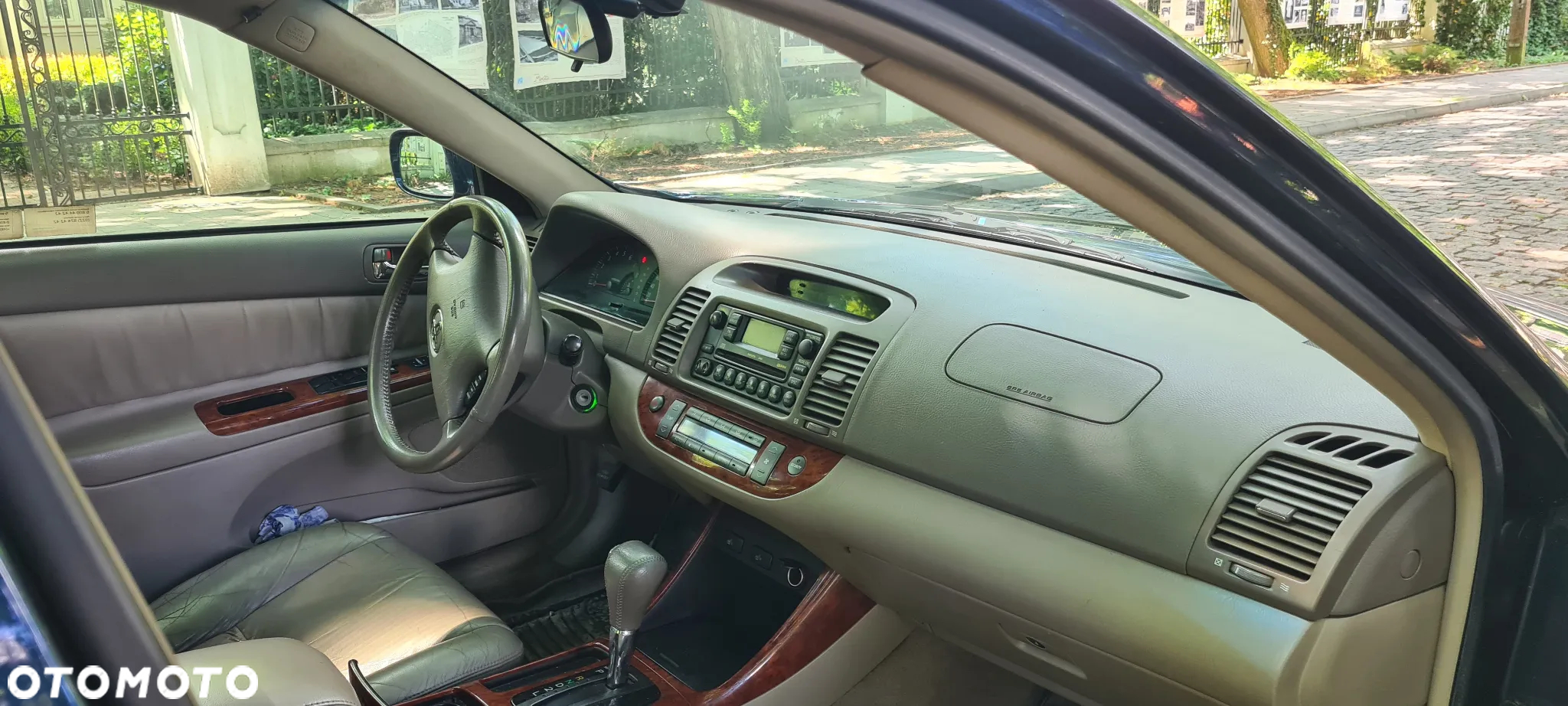 Toyota Camry 3.0 V6 - 13