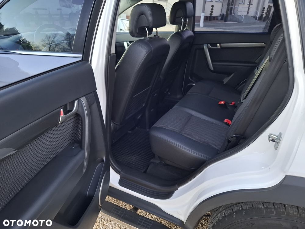 Chevrolet Captiva 2.0 d High - 14
