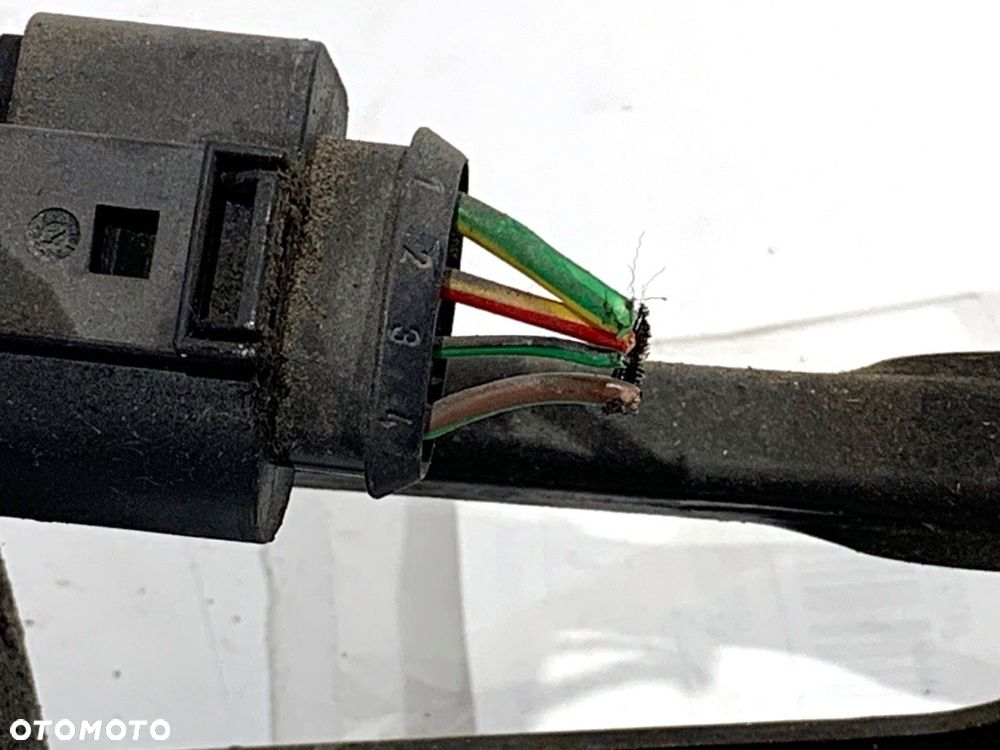 MECHANIZM WYCIERACZEK PRZÓD  SEAT TOLEDO IV (KG3) 2012 - 2019 1.2 TSI 66 kW [90 KM] benzyna 2015 - - 4