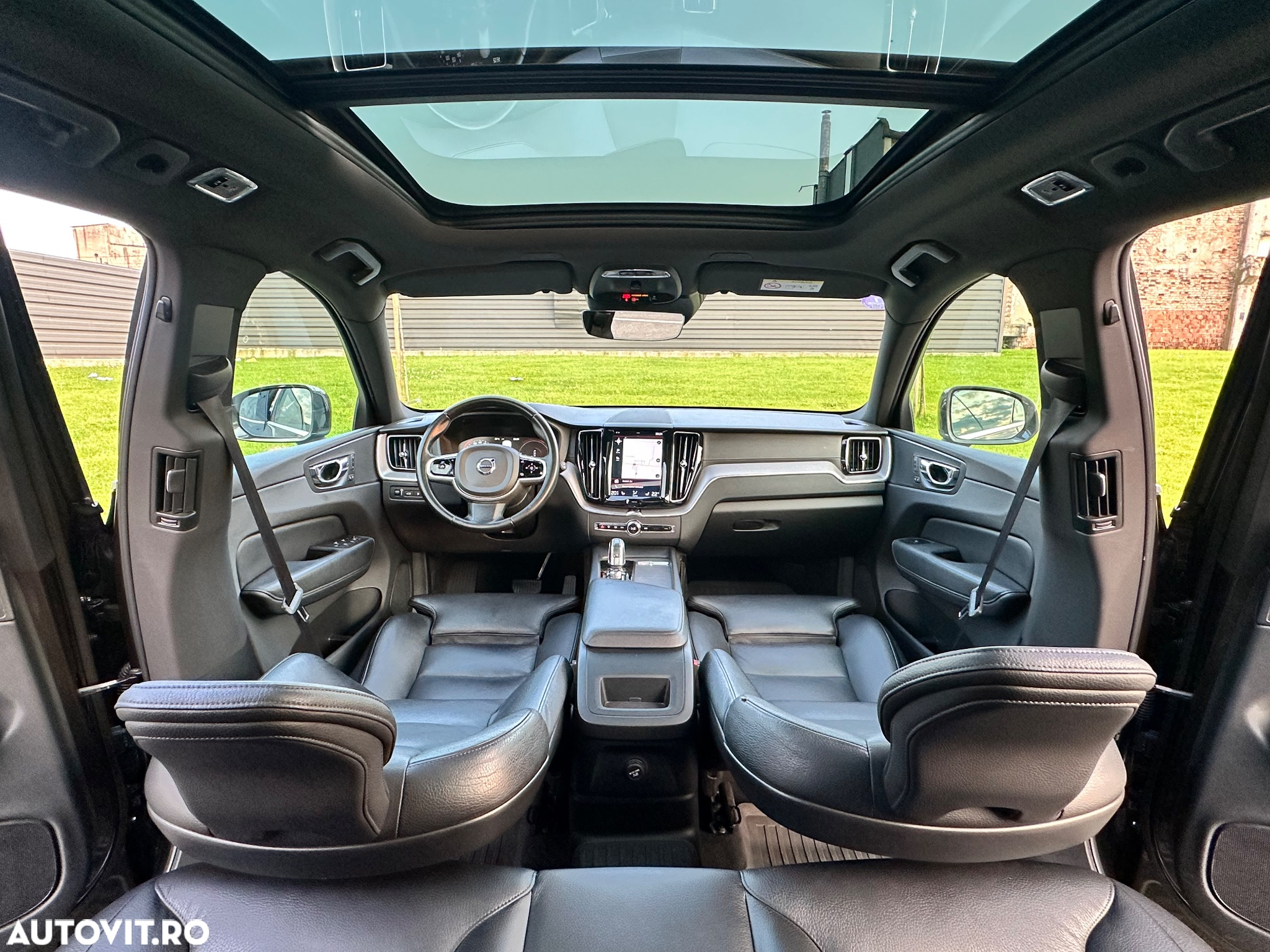 Volvo XC 60 T8 AWD Recharge Geartronic Inscription - 2