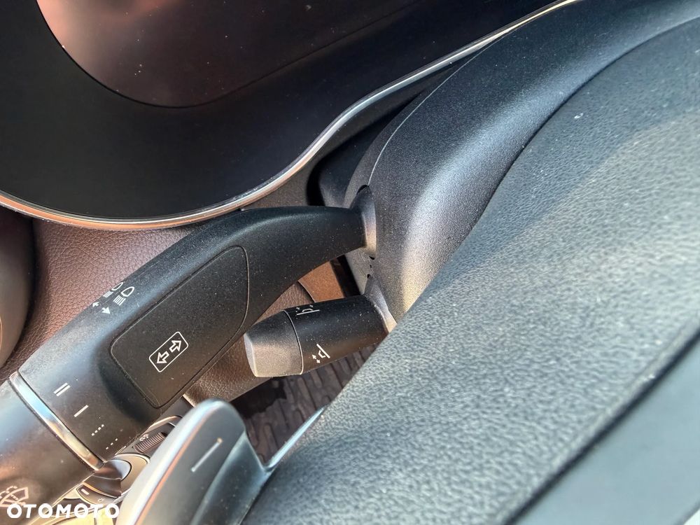 Mercedes-Benz Klasa C 220 d 4Matic 9G-TRONIC AMG Line - 16