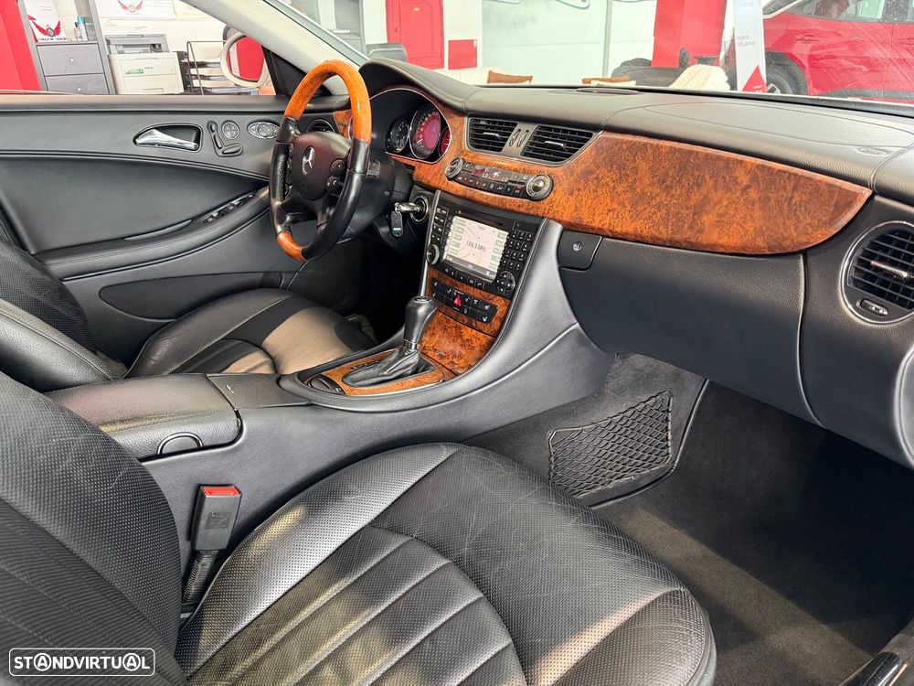Mercedes-Benz CLS 320 CDI - 11