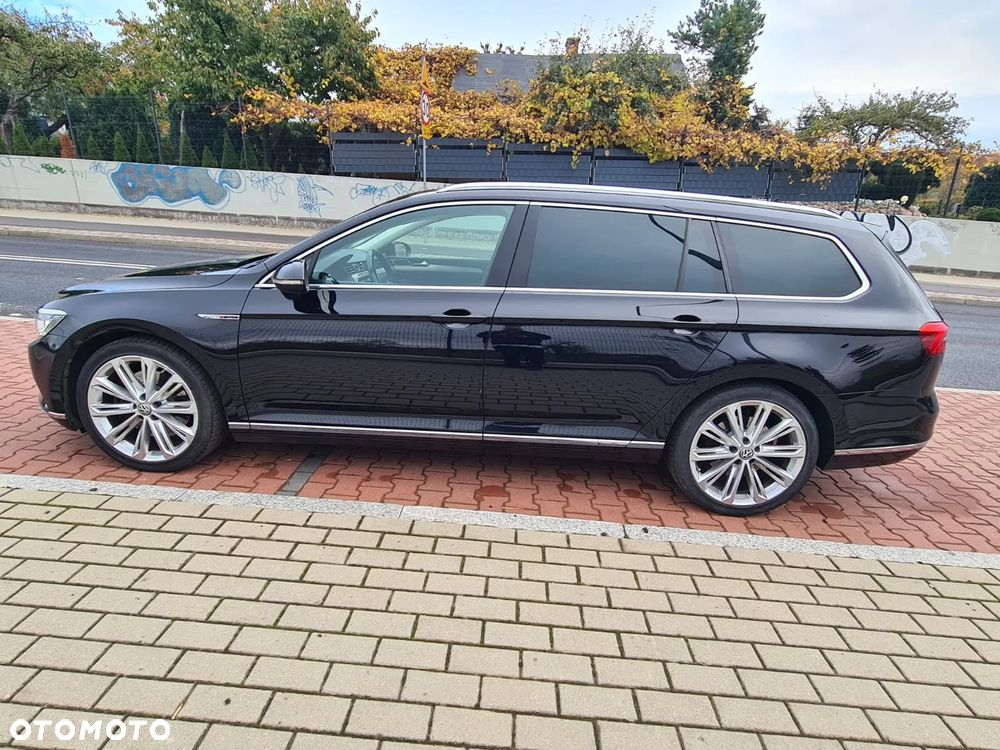 Volkswagen Passat 2.0 TDI Bi-Turbo BMT 4Mot Highline DSG - 12