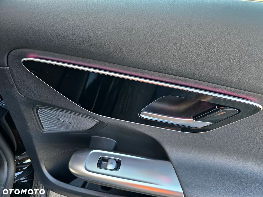 Mercedes-Benz Klasa C 220 d 9G-TRONIC - 16