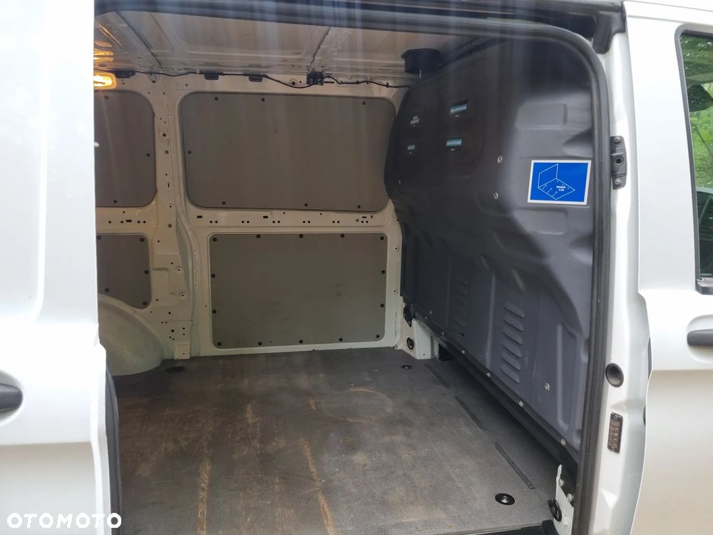 Mercedes-Benz Vito - 18