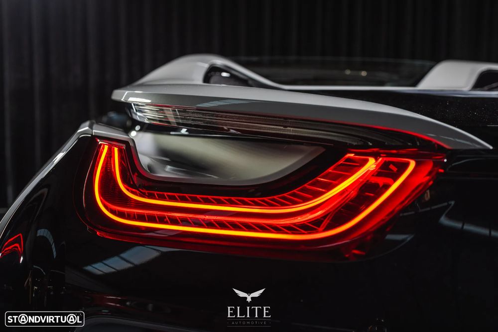 BMW i8 Roadster - 19