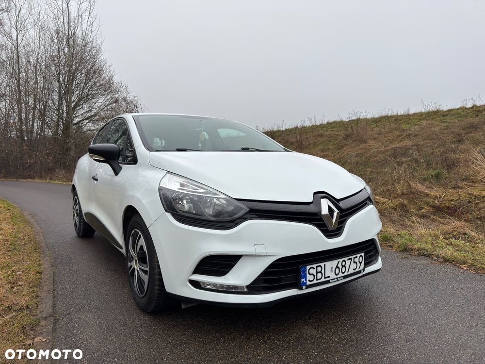 Renault Clio - 9