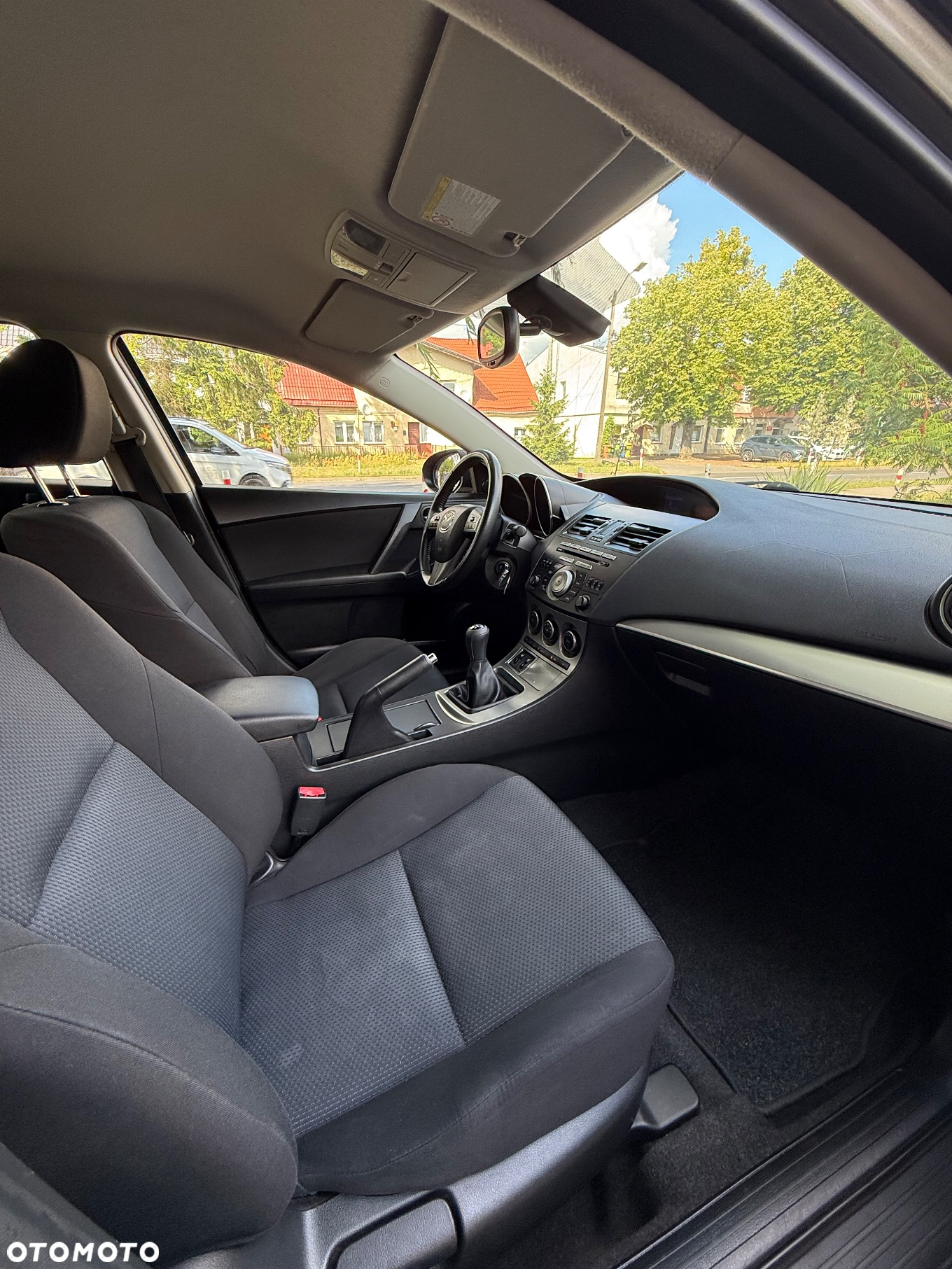 Mazda 3 1.6 CD Exclusive + - 24