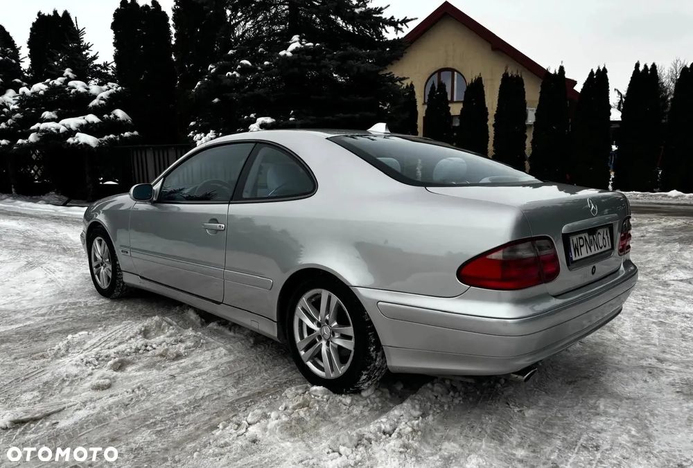 Mercedes-Benz CLK - 7