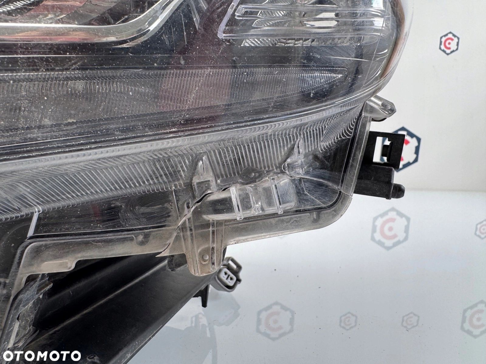 LAMPA LEWA PRZÓD TOYOTA LAND CRUISER 150 FULL LED - 3