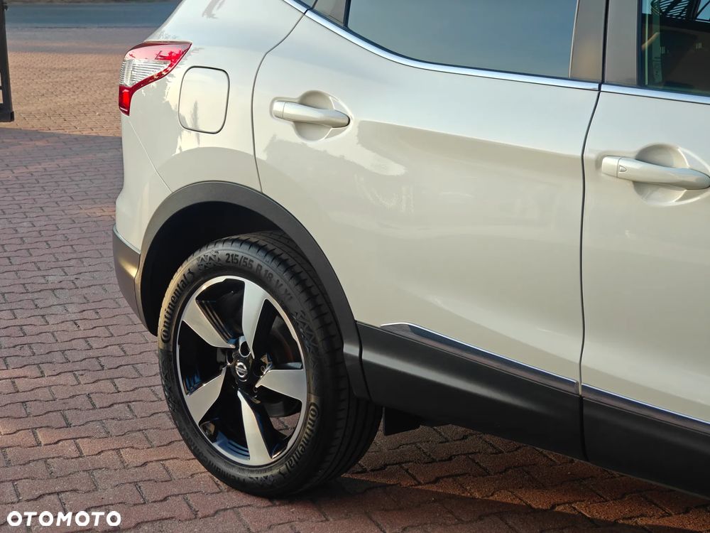 Nissan Qashqai 1.6 DIG-T N-Connecta - 11